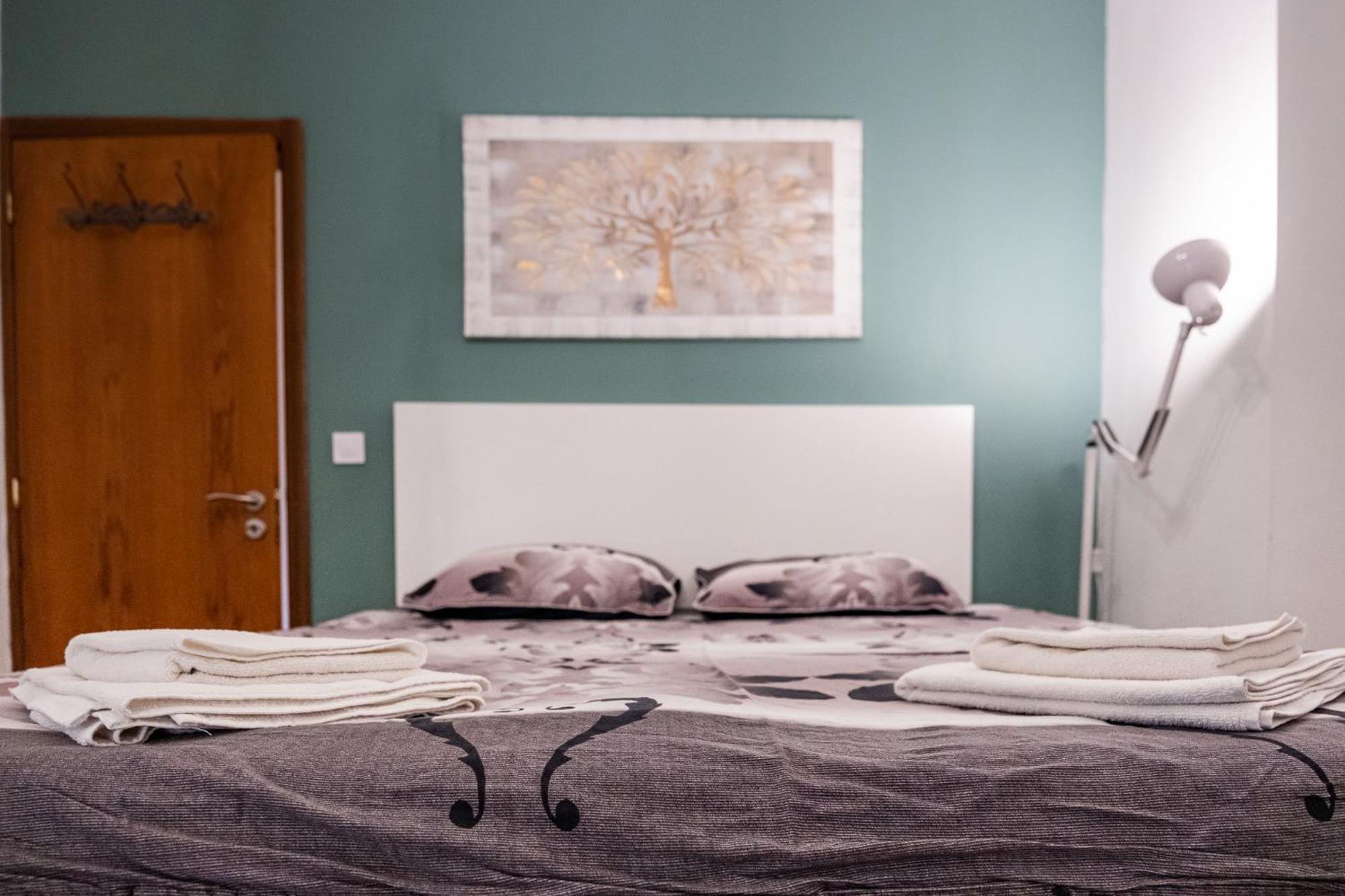 Roman Thermae 2Bdrm Sunny Apartment Varna Esterno foto