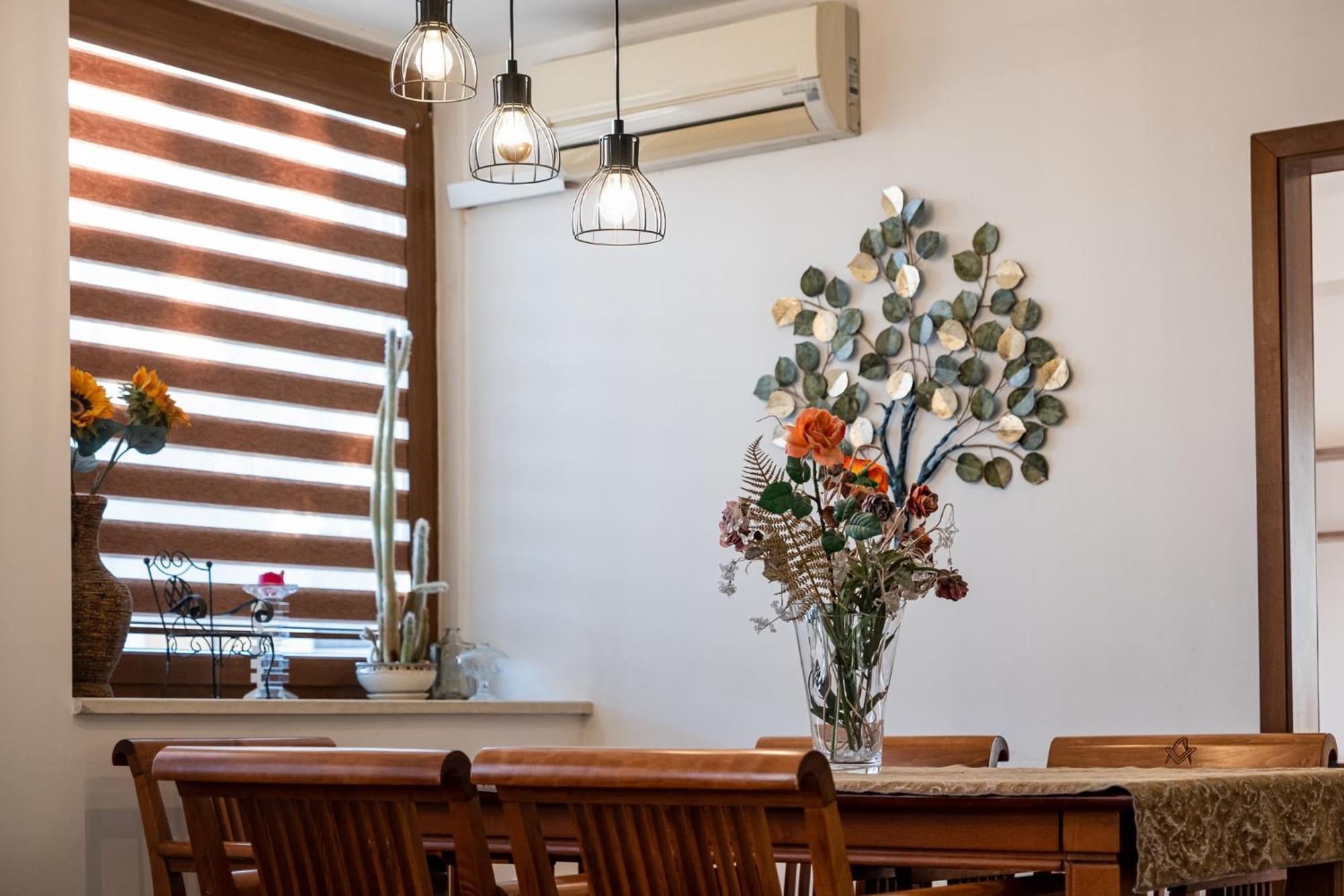 Roman Thermae 2Bdrm Sunny Apartment Varna Esterno foto