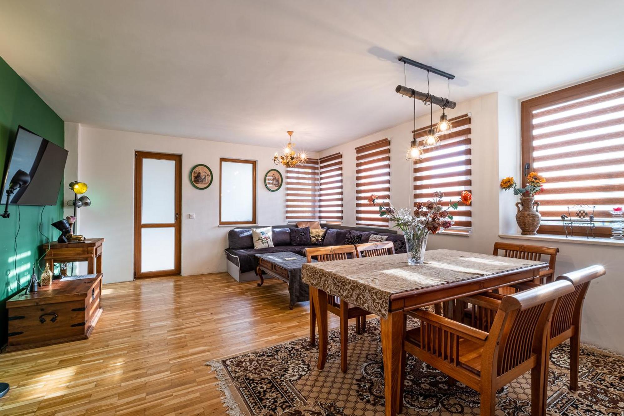Roman Thermae 2Bdrm Sunny Apartment Varna Esterno foto